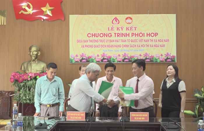 Ngã Năm: Uỷ ban MTTQ Việt Nam và Phòng giao dịch Ngân hàng CSXH ký kết phối hợp